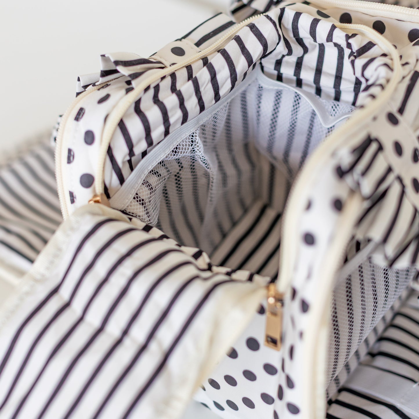 Black Polka Stripe Ruffled Nylon Cutie Caddie