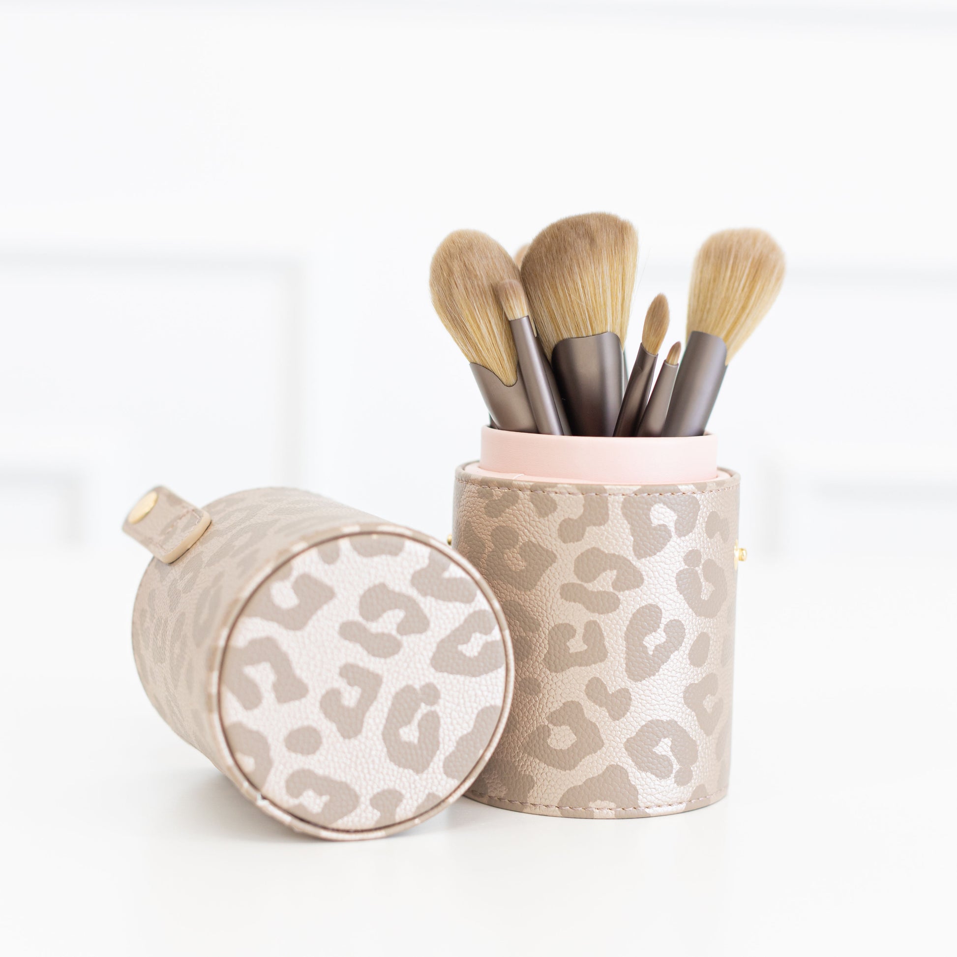Makeup and Brush Holder - 3 Compartment Makeup Brush Holder - Makeup Brush  Organizer - 6.99 - organizer - LA Minerals