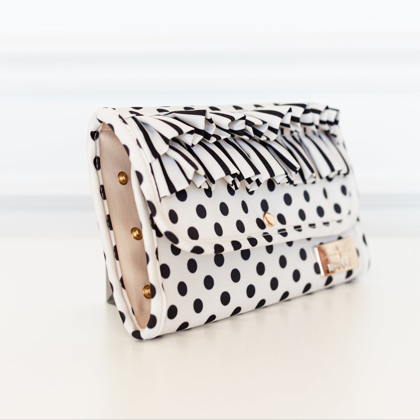 Ruffled Jewelry Fold