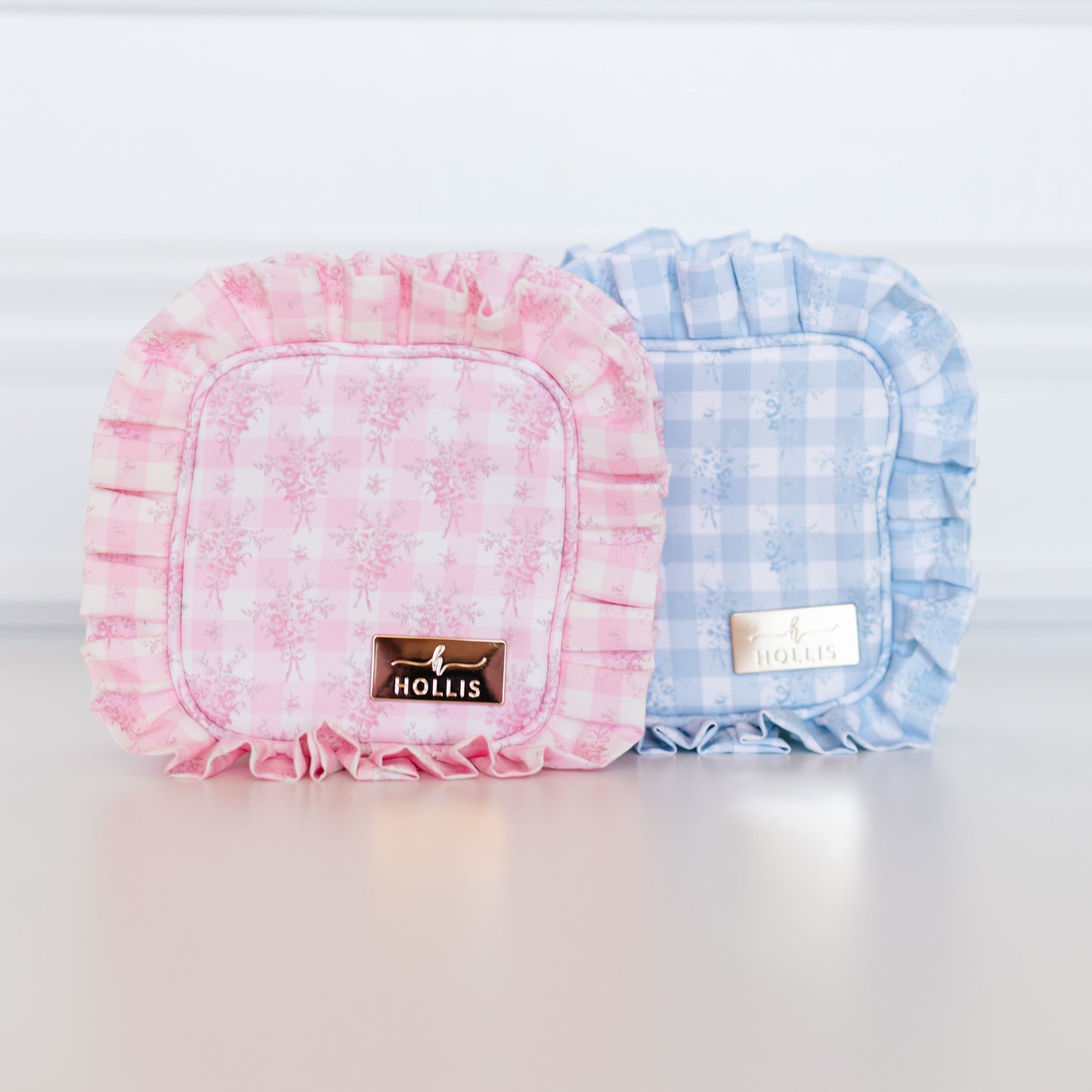 Ruffled Nylon Tech Organizer