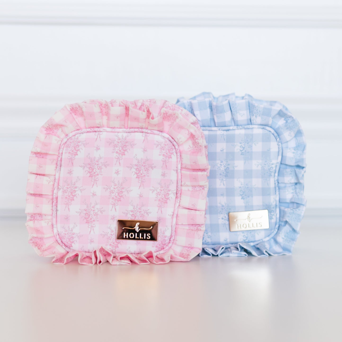 PRACTICALLY PERFECT Ruffled Nylon Tech Organizer