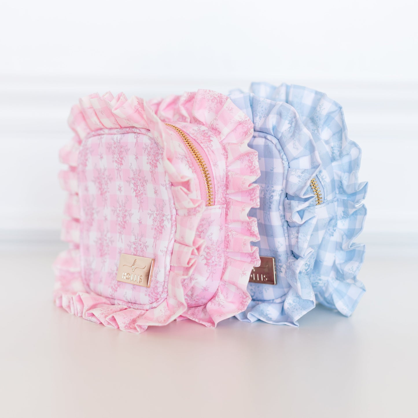 Ruffled Nylon Tech Organizer